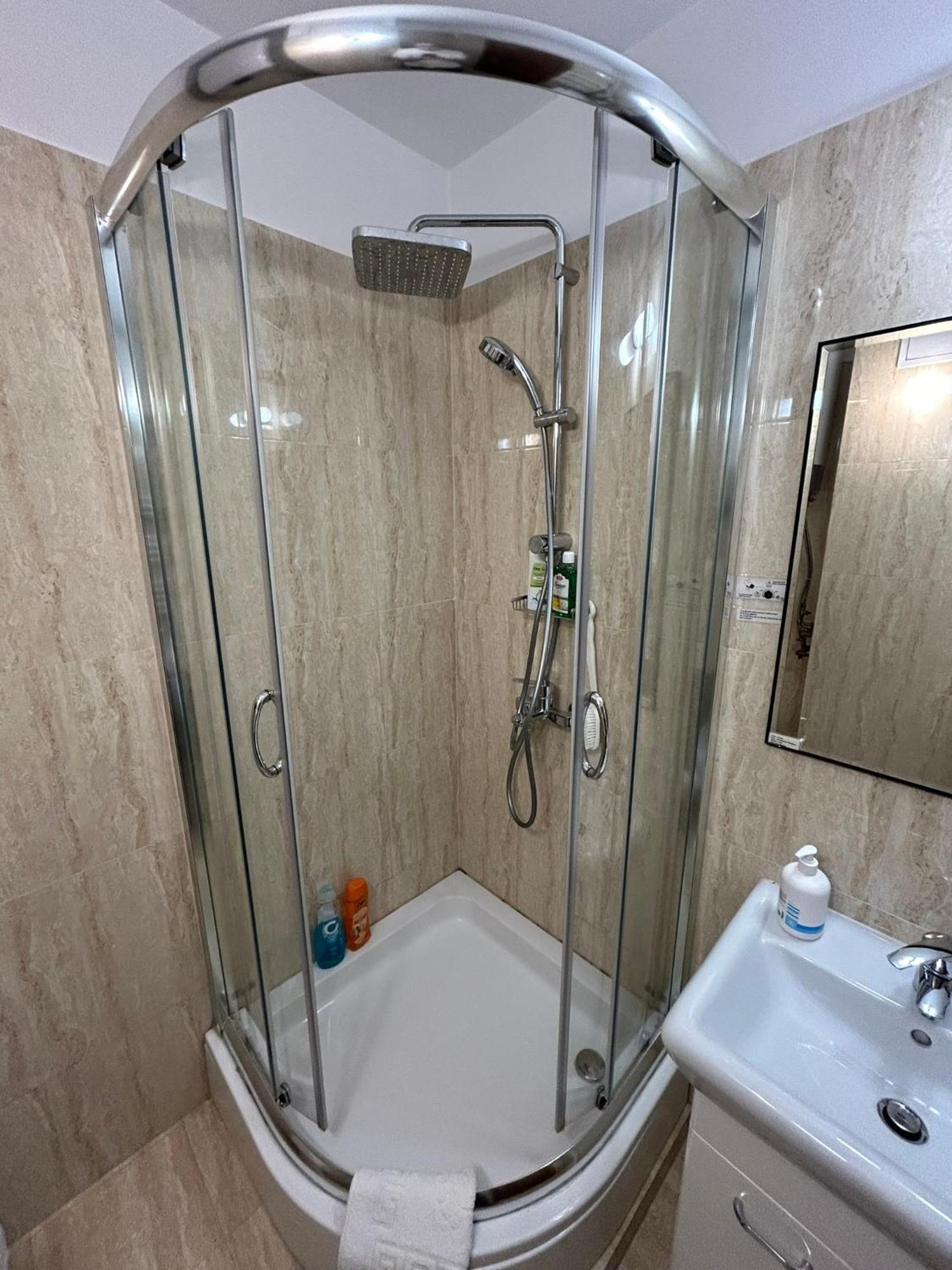 Apart. Premium Ultracentral, 3 Camere Loc Parcare. Ploieşti Buitenkant foto