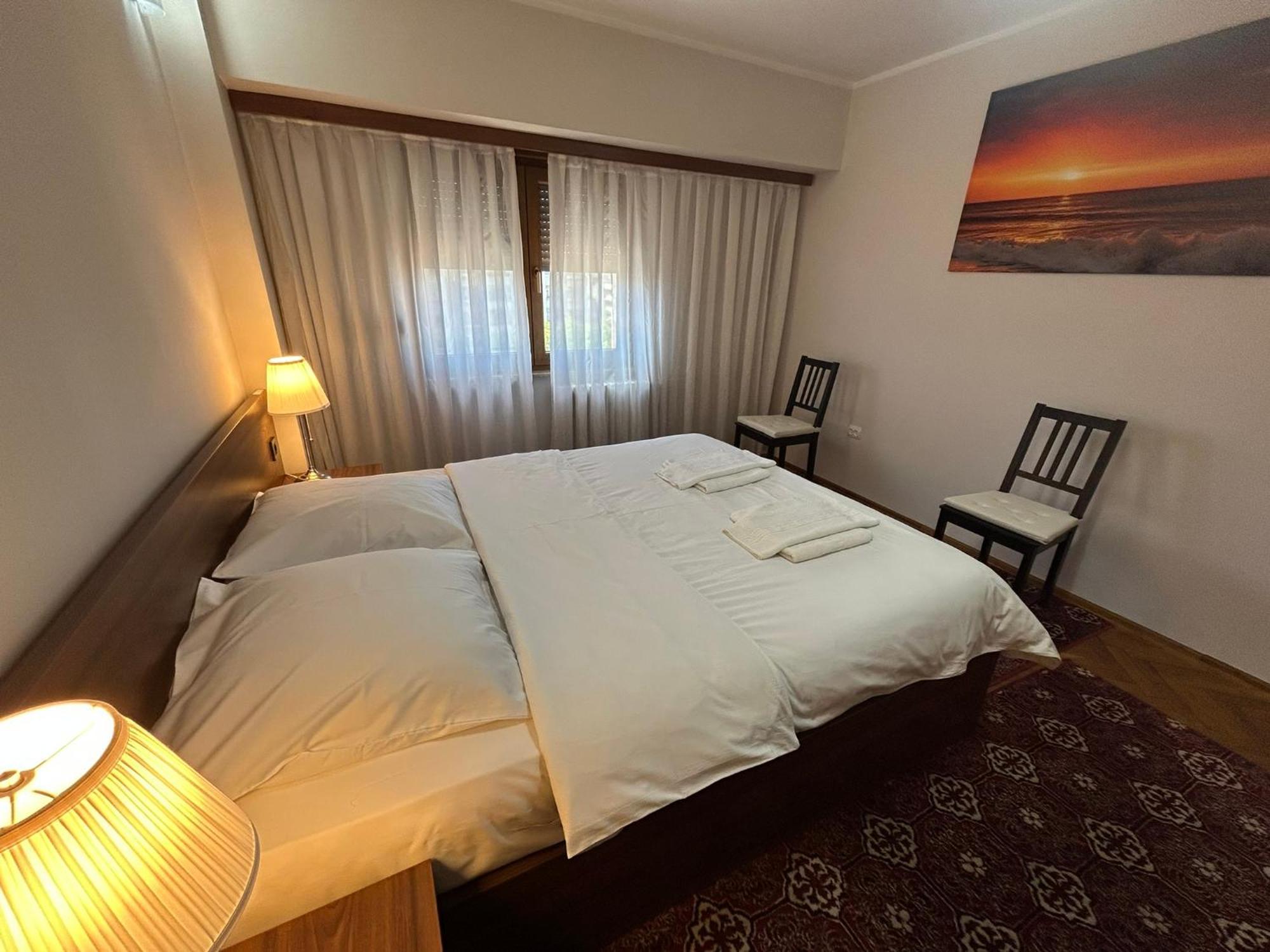 Apart. Premium Ultracentral, 3 Camere Loc Parcare. Ploieşti Buitenkant foto